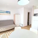 Hermoso Renovado Frente A La Playa Con Parking Privado En - Hisp-312-2 *